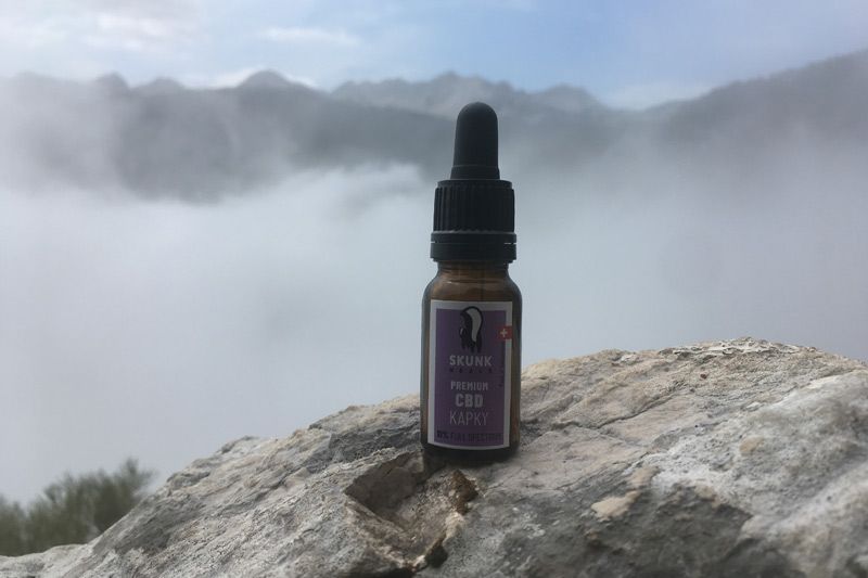 CBD kapky - pro lidi - Obsahují 70% MCT organický kokosový olej a 30% destilátu CBD